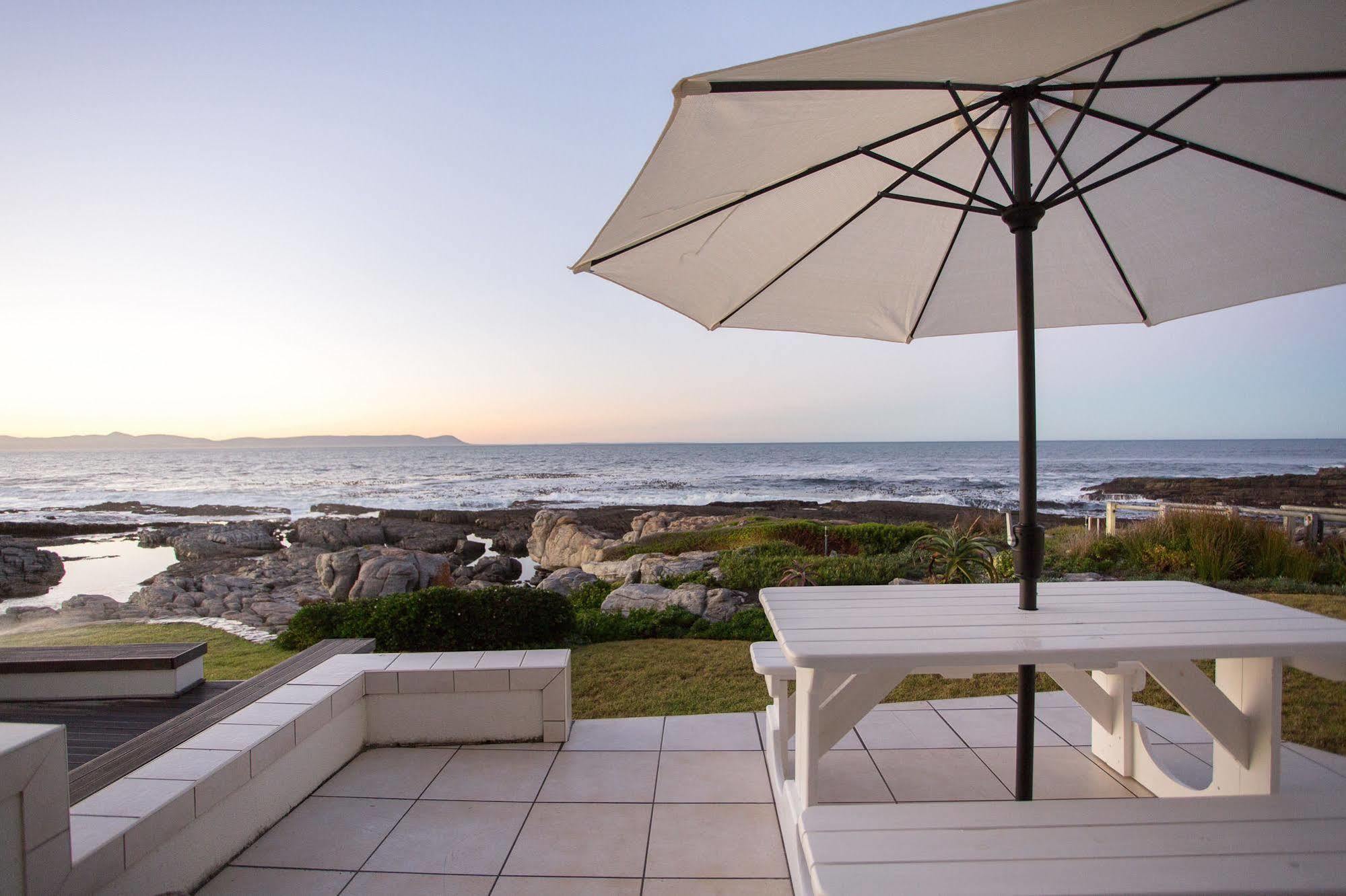 Willa Beachfront House - Hermanus Whale View Zewnętrze zdjęcie
